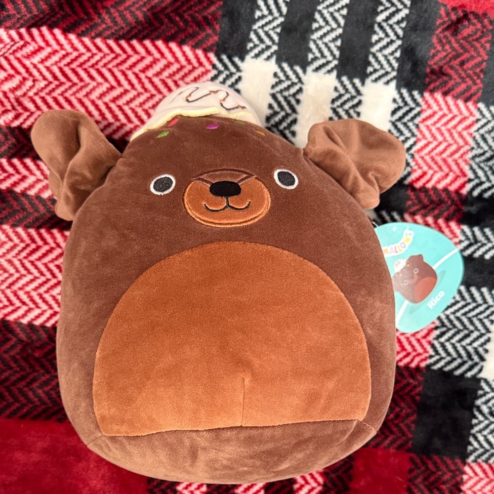 Squishmallows 8” Rico the lab brownie